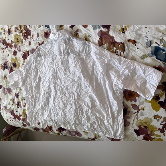 Moonlight Design button down - Picture 3 of 4